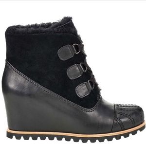 Ugg Alasdair Shearling Bootie